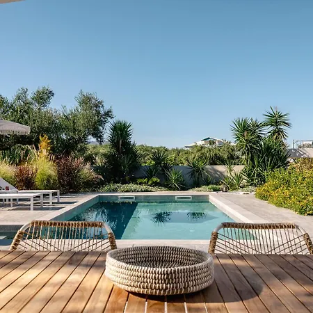 Villa Matti With Private Pool