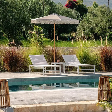 Villa Matti With Private Pool
